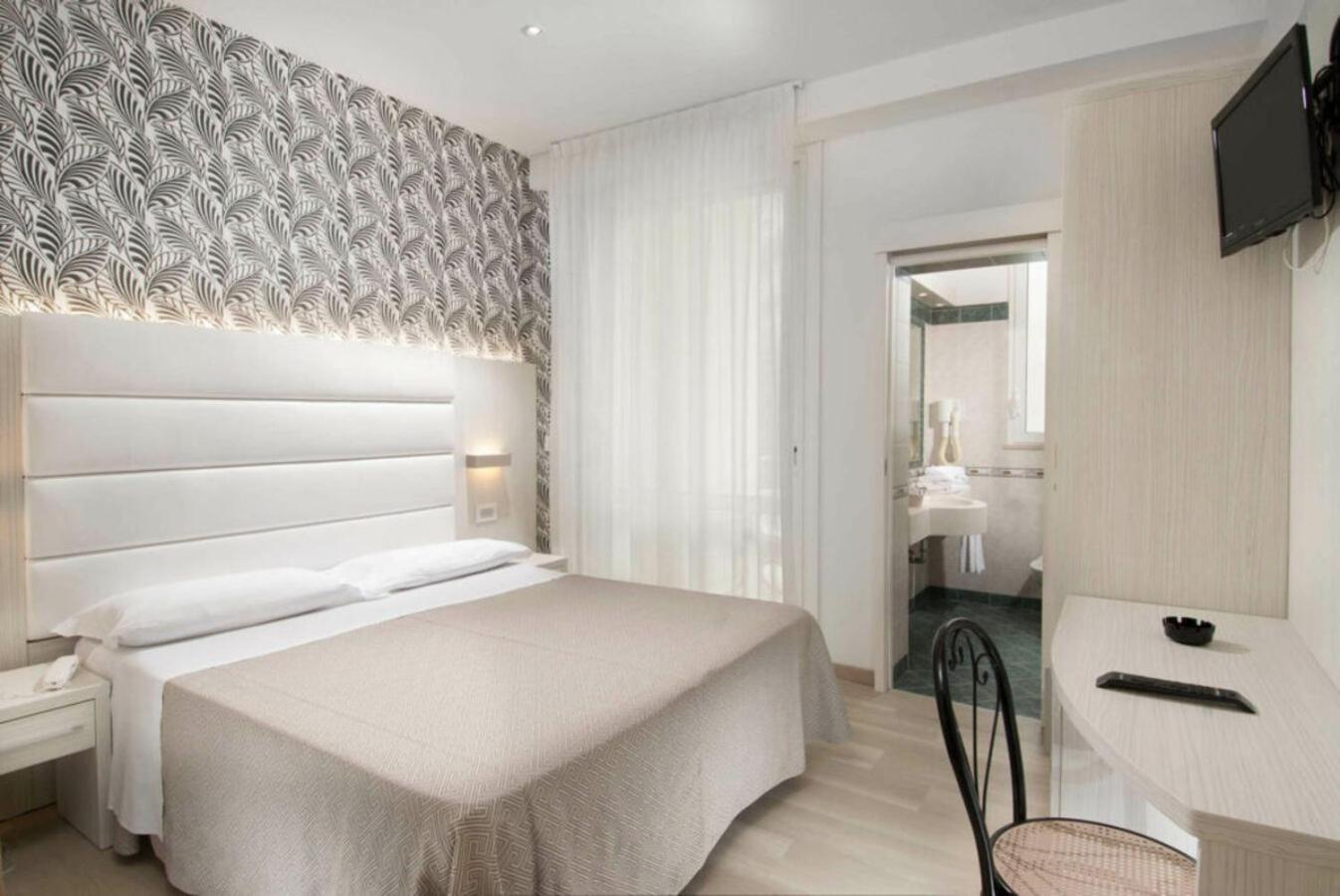 Hotel Bellevue カットーリカ エクステリア 写真